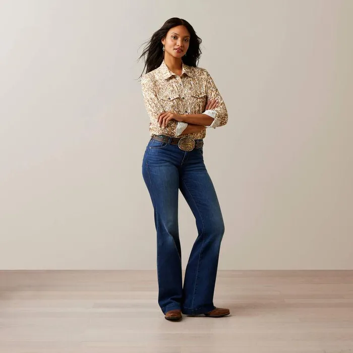 Women TShirts and Tops Ariat Western VentTEK Stretch Shirt Sophia Leopard Print