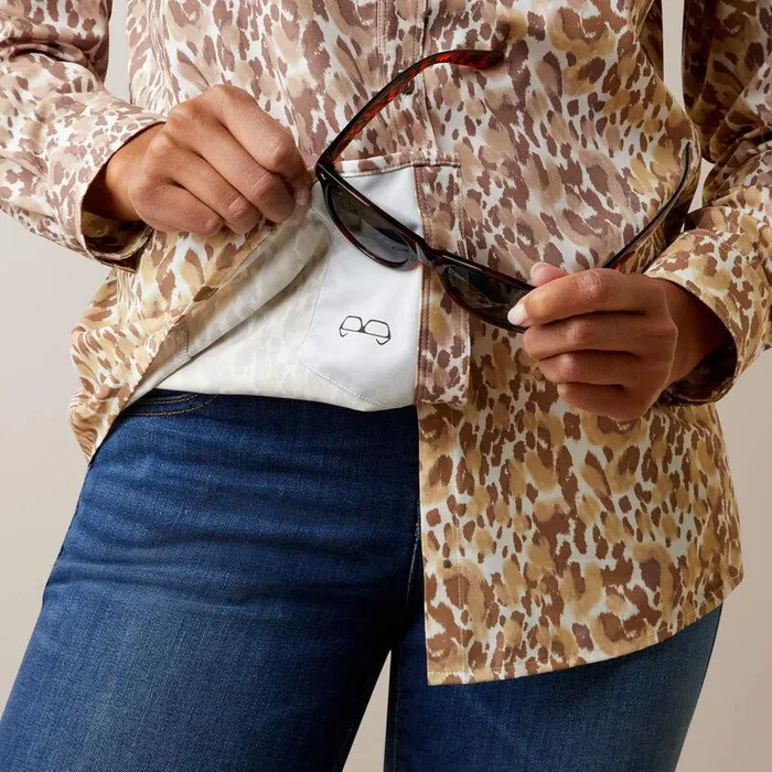 Women TShirts and Tops Ariat Western VentTEK Stretch Shirt Sophia Leopard Print