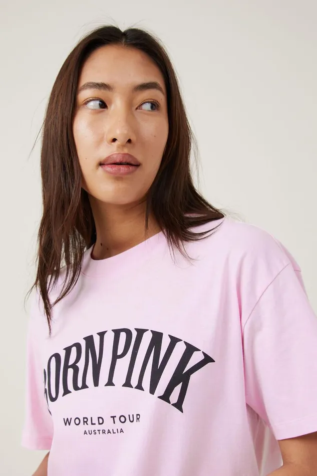Women Tops Cotton On The Oversized Graphic License Tee Lcn Br Black Pink Born Pinkpink Mist