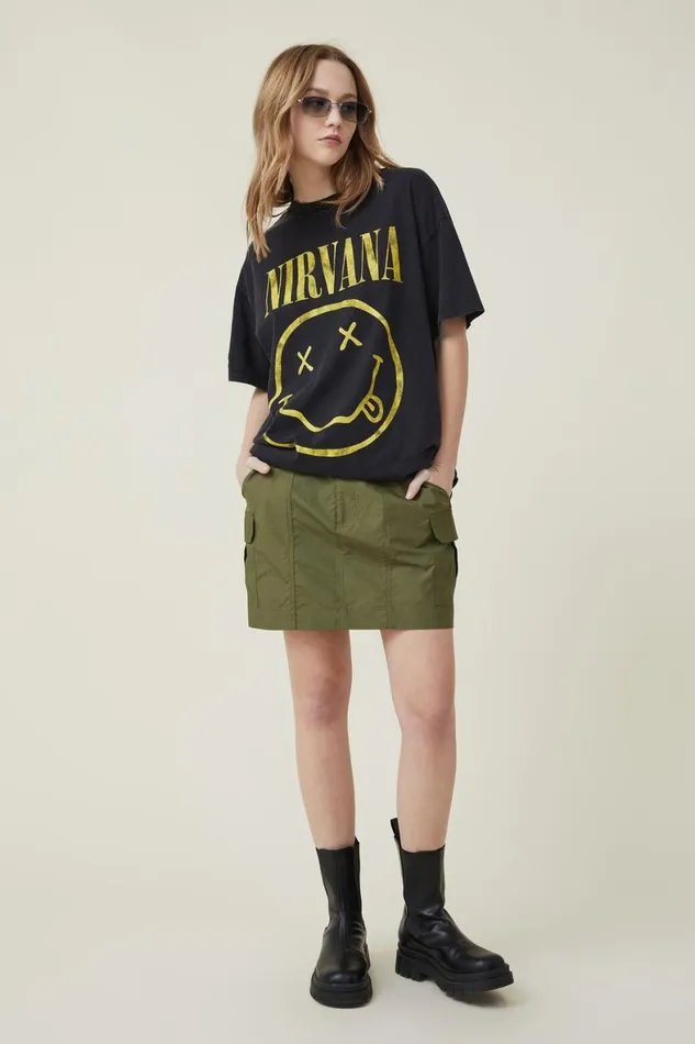 Women Tops Cotton On The Oversized Nirvana Tee Lcn Mt Nirvana Face Logo Washed Black