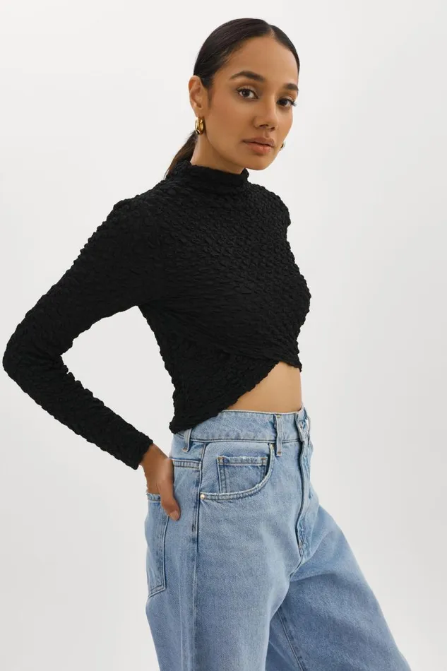 Women VELMA Crossover Long Sleeve Top Black LAMARQUE Tops