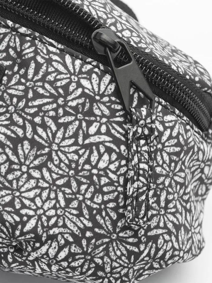 WomensKids Bags and Backpacks Volcom Take With Me Hip Pack 8211 Black