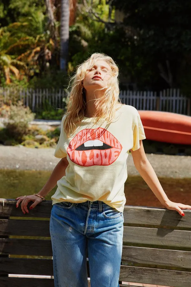 Womens Tops Chaser Brand Speak Truth