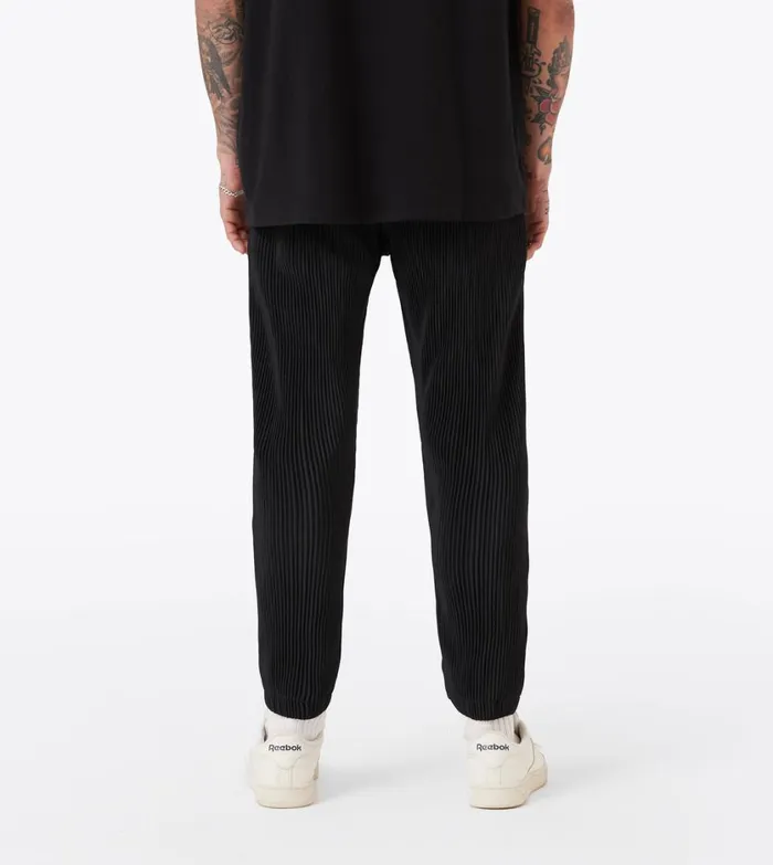 Zanerobe Pants Men Sureshot Pleated Jogger Black